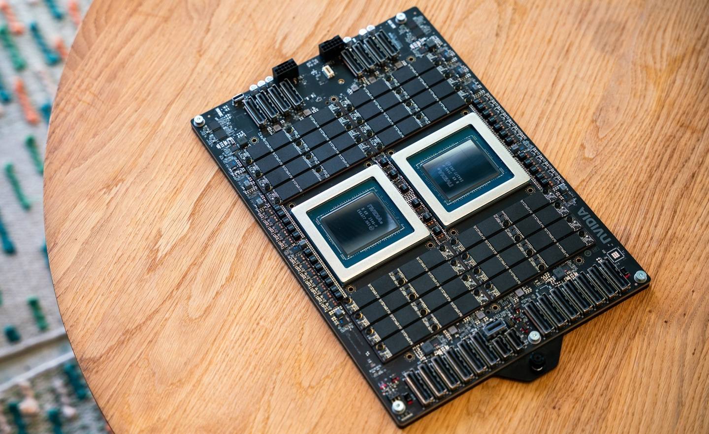 摩根士丹利预估 2027 年 AMD EPYC Venice 出货 675 万颗，超英伟达 Vera 处理器 17% - 叫我阿胖