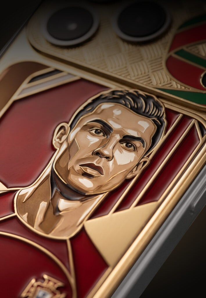 Caviar 推出世界杯定制手机:梅西主题三星 Galaxy Z Fold8 Ultra、C 罗主题苹果 iPhone 17 Pro / Max Caviar Messi and Ronaldo editions